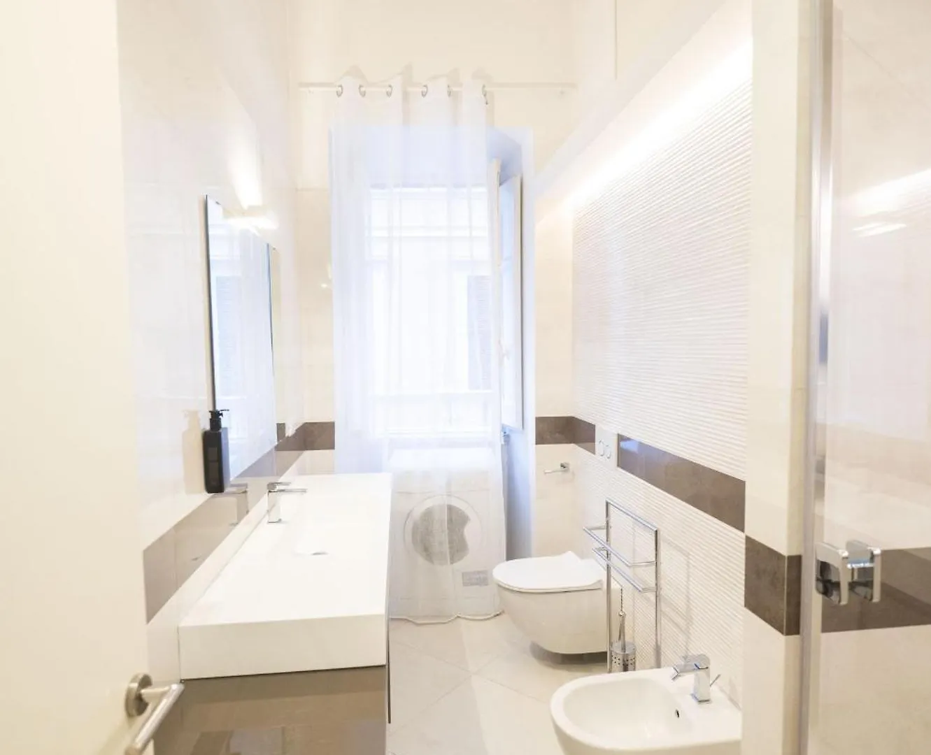 Spanish Steps Lovely Apartment With Balcony Ρώμη