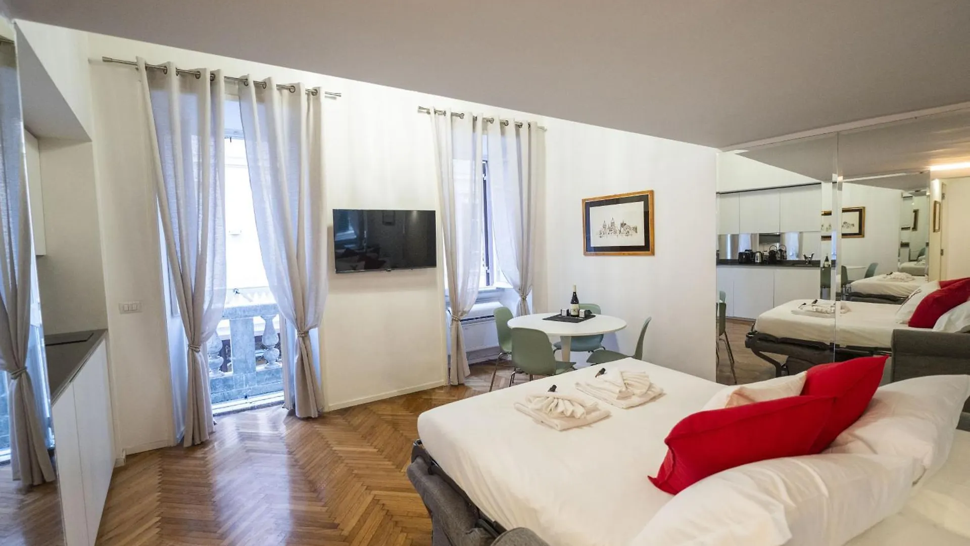 Spanish Steps Lovely Apartment With Balcony Roma