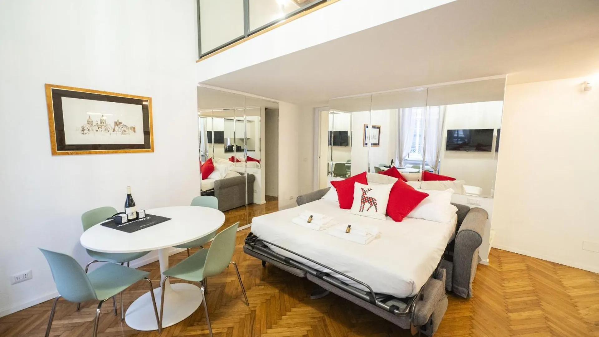 Spanish Steps Lovely Apartment With Balcony Rome